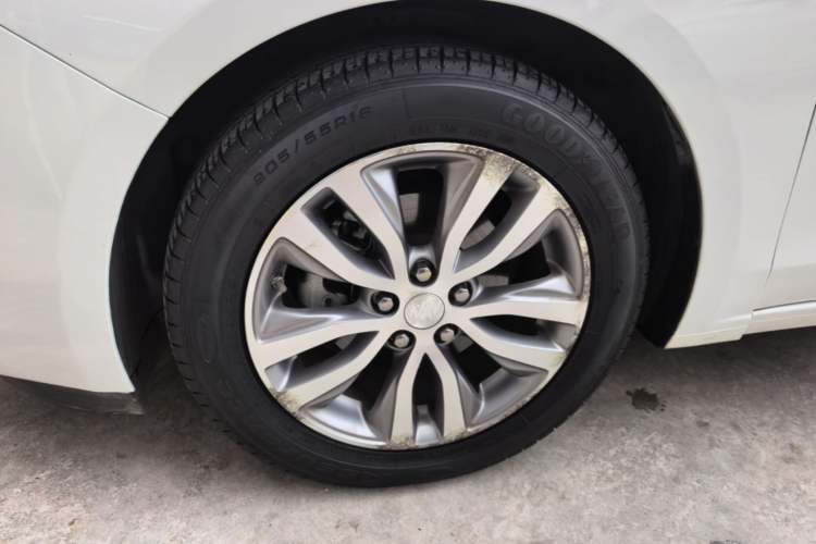 Used Buick GT 2019 18T Automatic Connected Elite Model China VI Standard Left Front Wheel Hub
