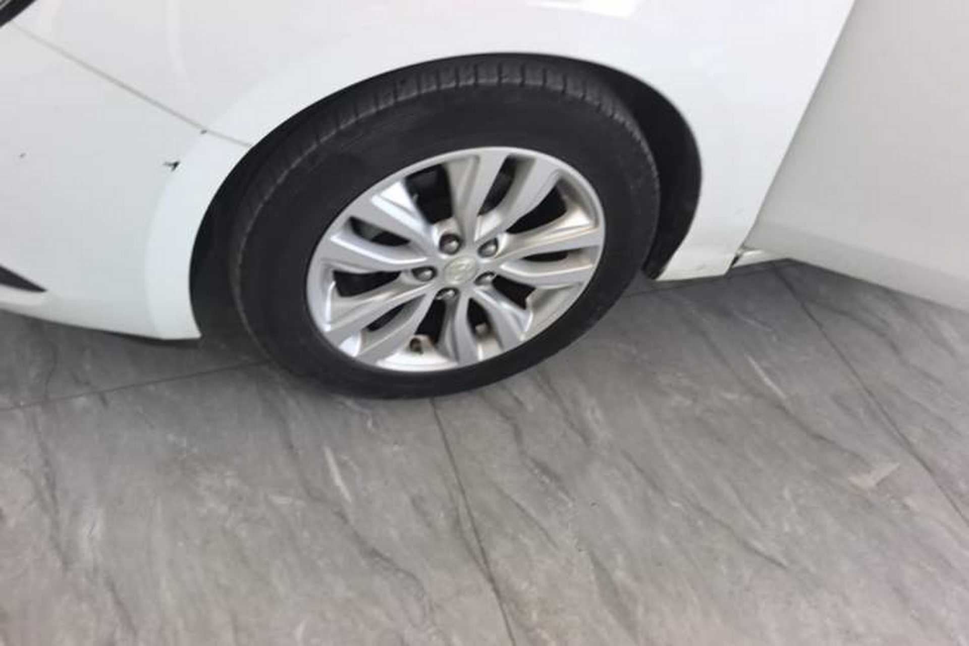 Used Buick GT 2019 15T Manual Elite Version China VI Standard Left Front Wheel Hub