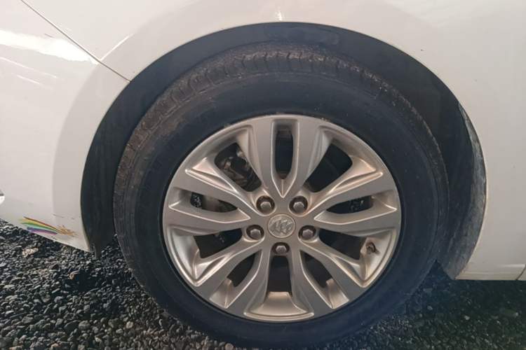 Used Buick GT 2019 15T Dual-Clutch Connected Elite Model China VI Left Front Wheel Hub