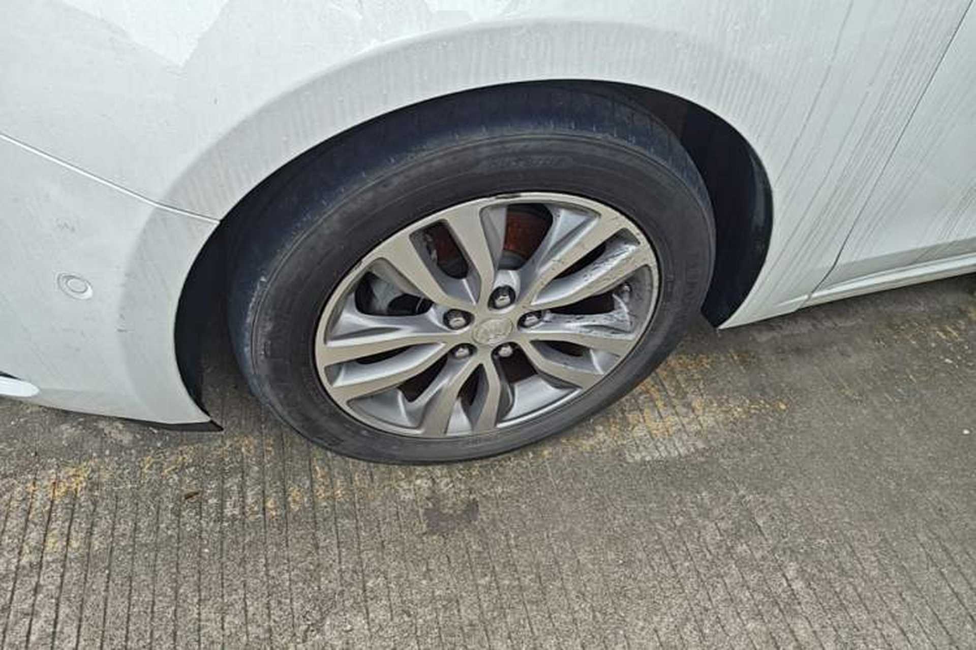 Used Buick GT 2019 18T Automatic Connected Flagship Version China V Standard Left Front Wheel Hub