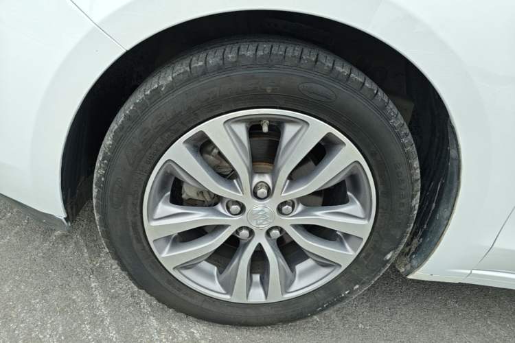 Used Buick GT 2019 18T Automatic Connected Elite Model China VI Standard Left Front Wheel Hub