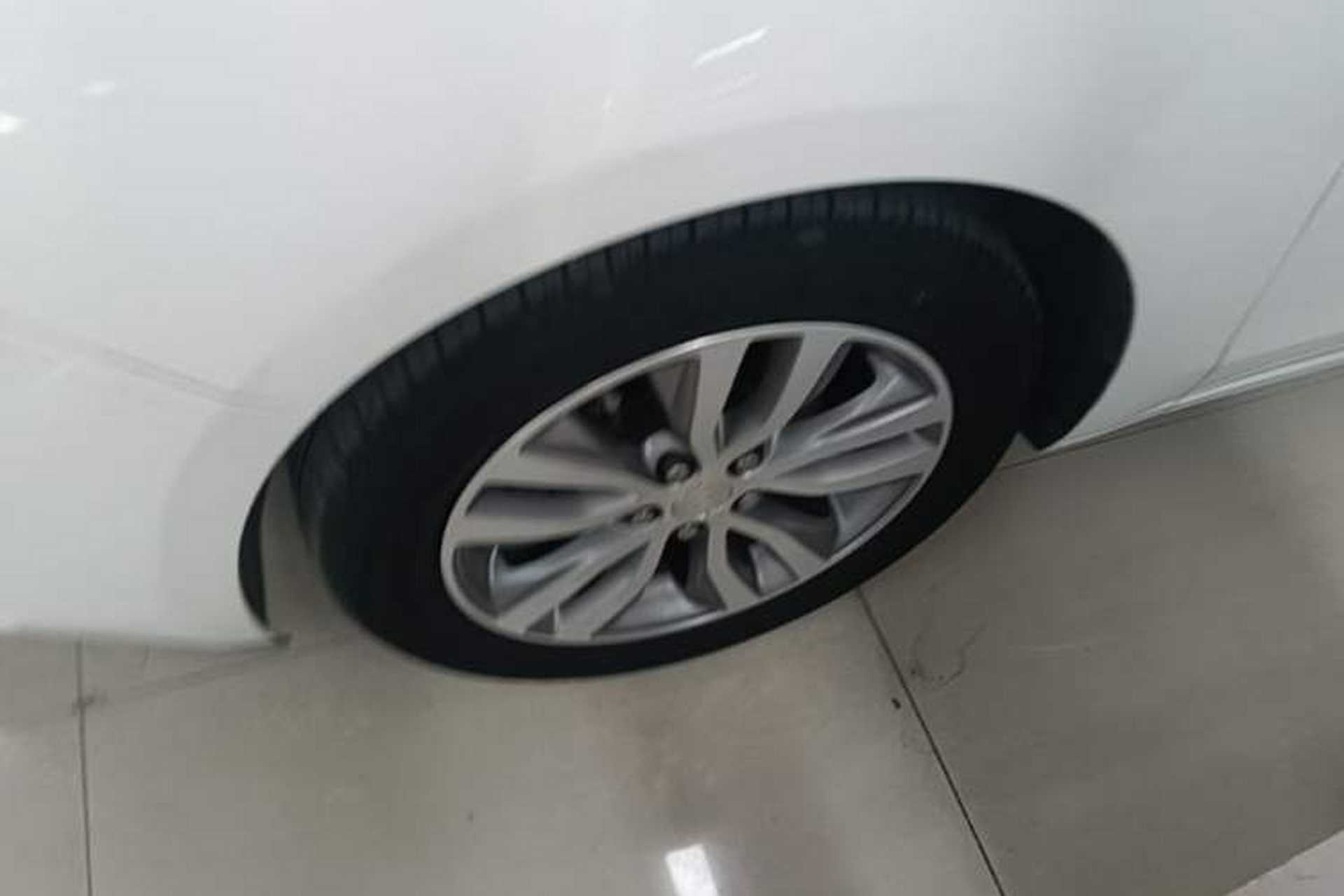 Used Buick GT 2019 18T Automatic Connected Elite Model China VI Standard Left Front Wheel Hub