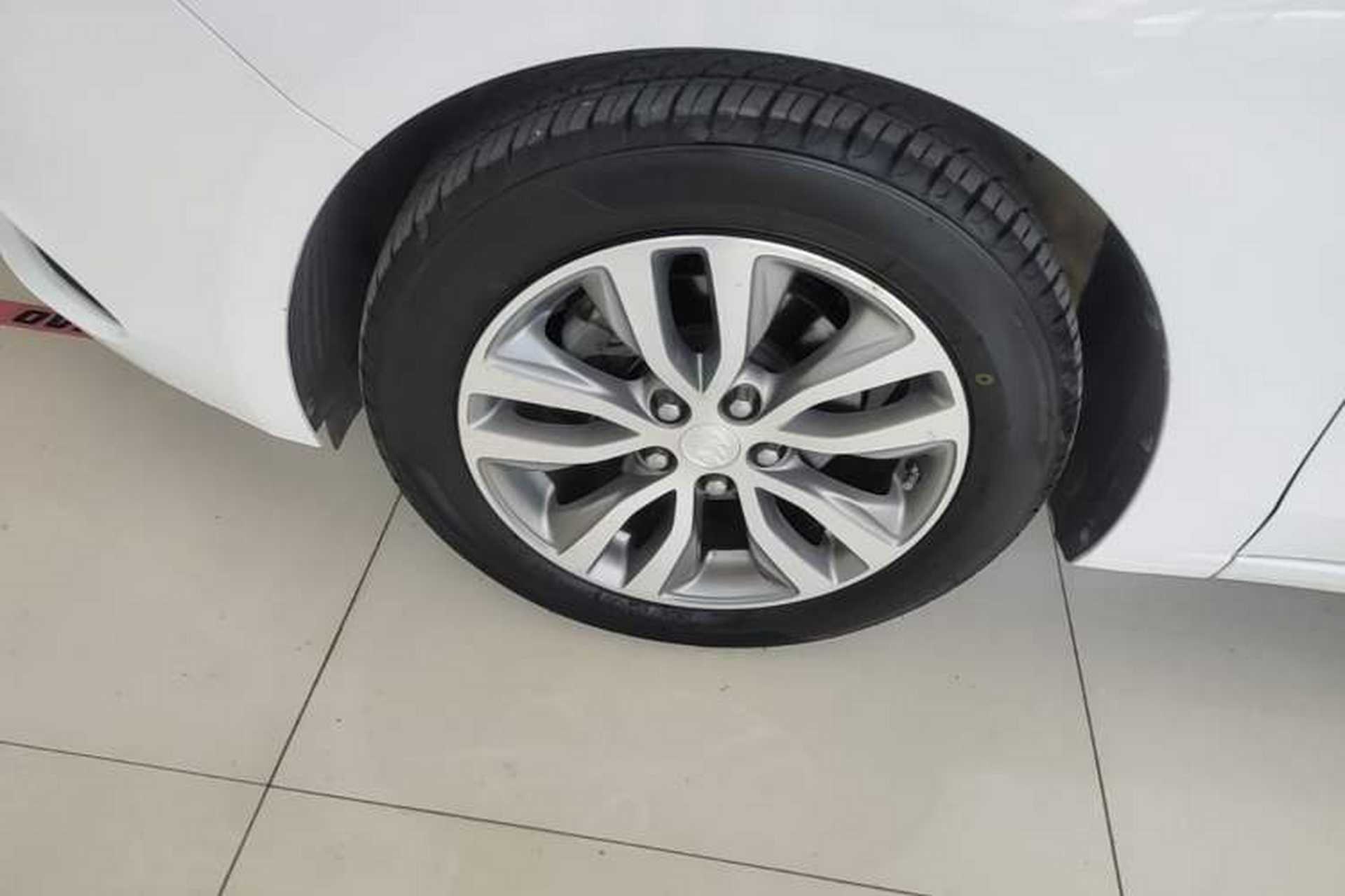 Used Buick GT 2019 18T Automatic Connected Elite Model China V Standard Left Front Wheel Hub