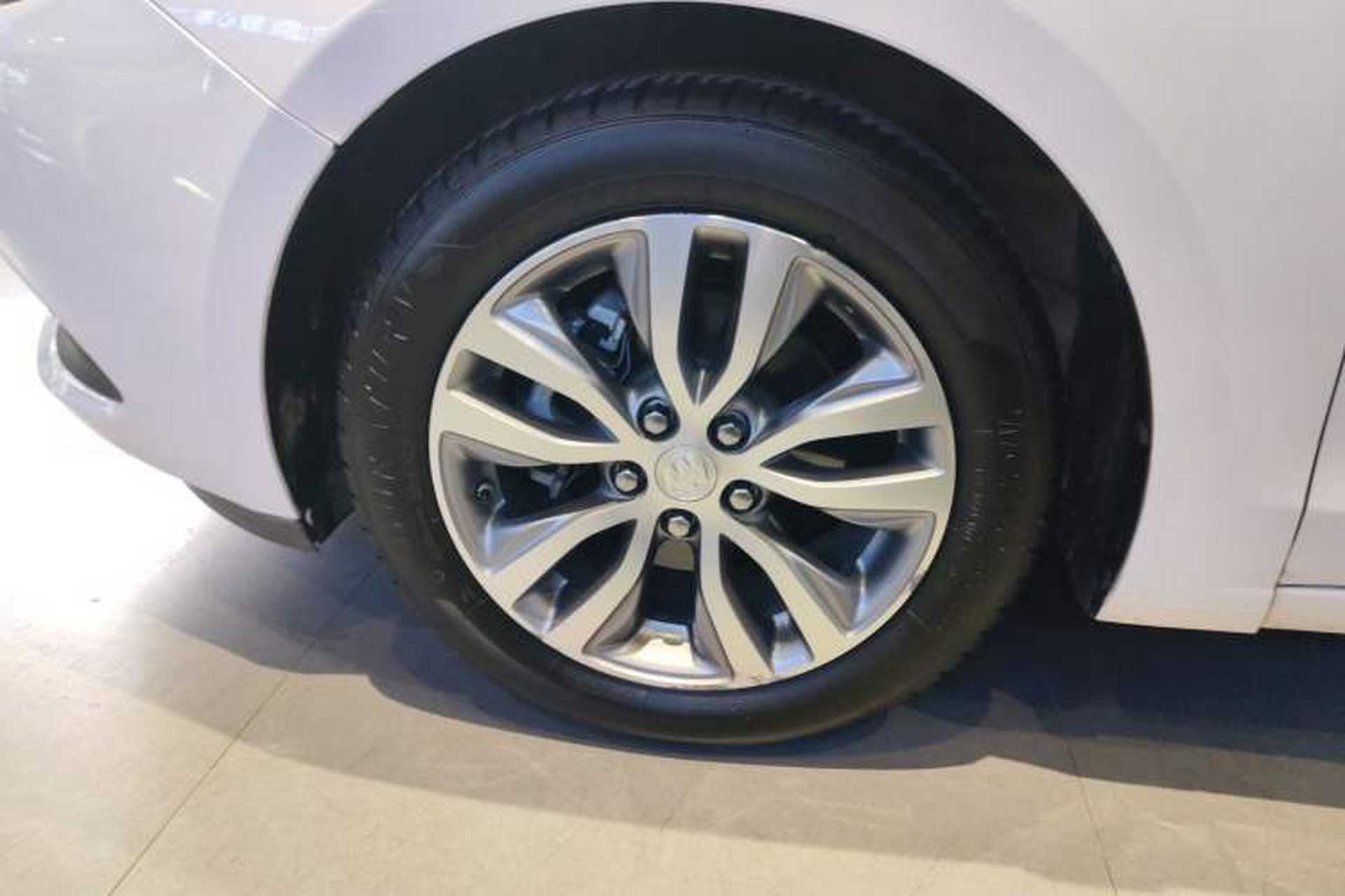 Used Buick GT 2019 18T Automatic Connected Elite Model China VI Standard Left Front Wheel Hub