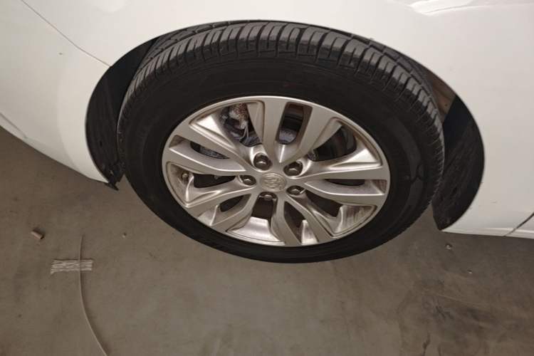 Used Buick GT 2019 15T Dual-Clutch Connected Elite Model China VI Left Front Wheel Hub