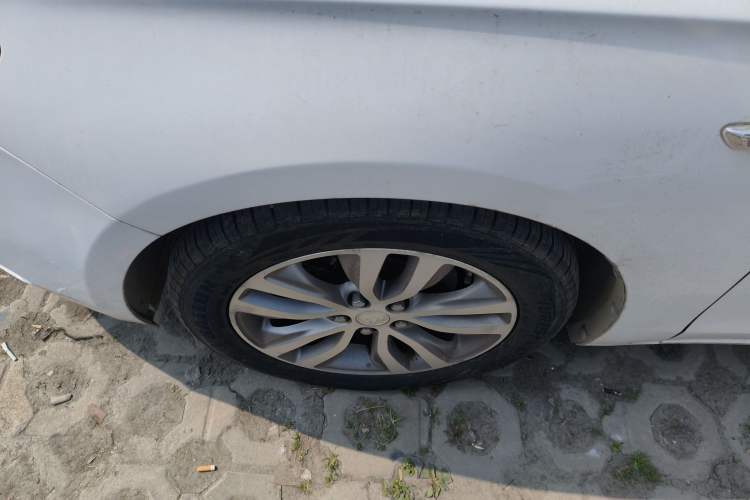 Used Buick GT 2019 18T Automatic Connected Elite Model China VI Standard Left Front Wheel Hub