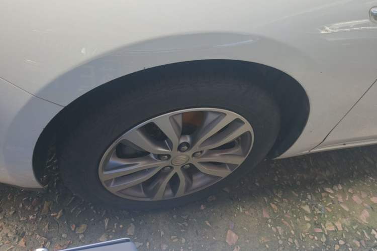 Used Buick GT 2019 18T Automatic Connected Elite Model China V Standard Left Front Wheel Hub