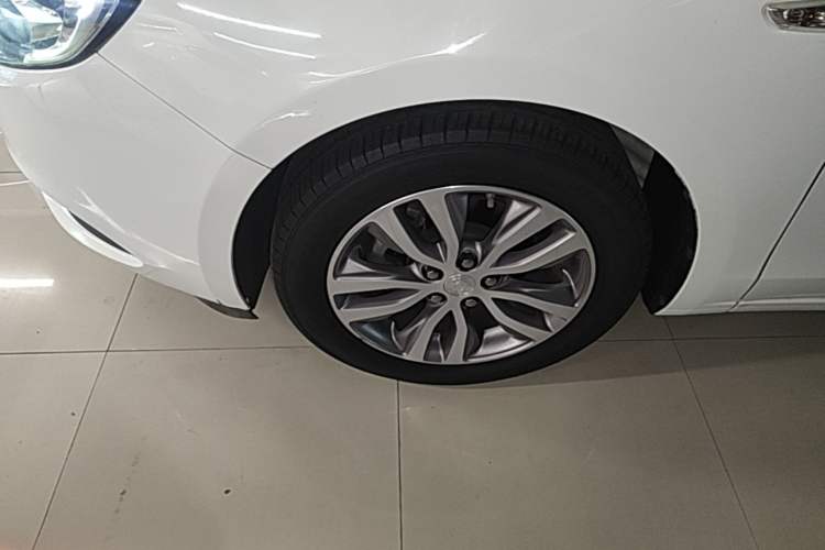 Used Buick GT 2019 18T Automatic Connected Elite Model China VI Standard Left Front Wheel Hub