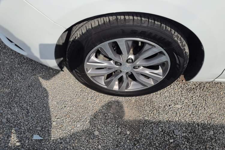 Used Buick GT 2019 18T Automatic Connected Elite Model China VI Standard Left Front Wheel Hub