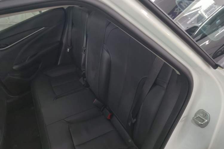 Used Buick GT 2019 18T Automatic Connected Elite Model China VI Standard Left Rear Seat