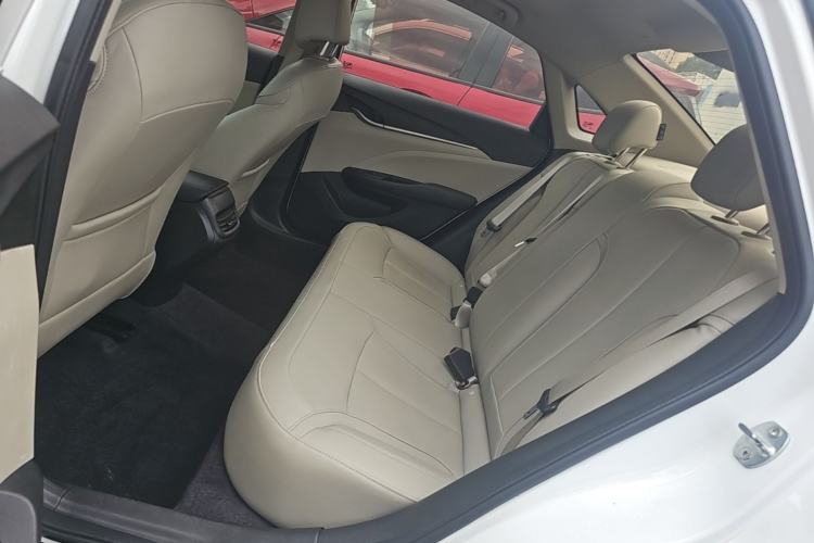 Used Buick GT 2019 15T Manual Elite Version China VI Standard Left Rear Seat
