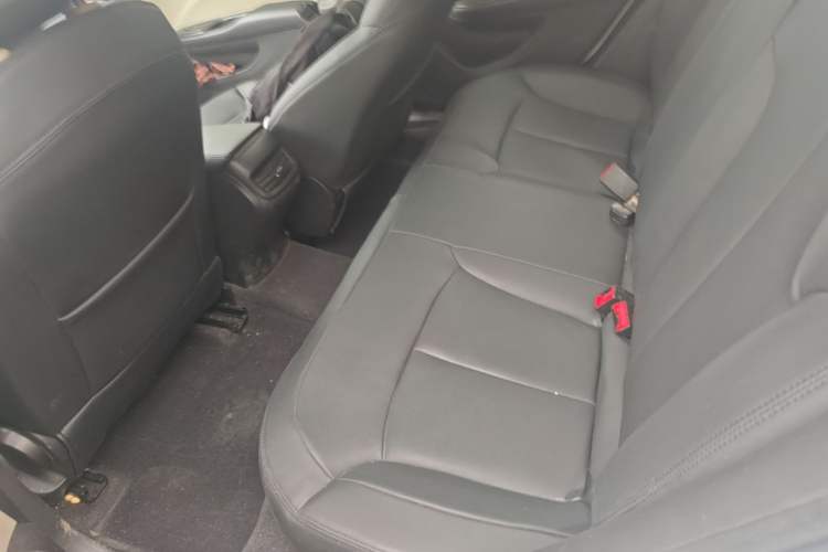 Used Buick GT 2019 15T Manual Elite Version China VI Standard Left Rear Seat