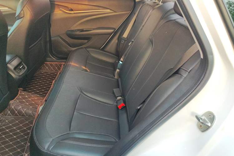 Used Buick GT 2019 18T Automatic Connected Elite Model China VI Standard Left Rear Seat