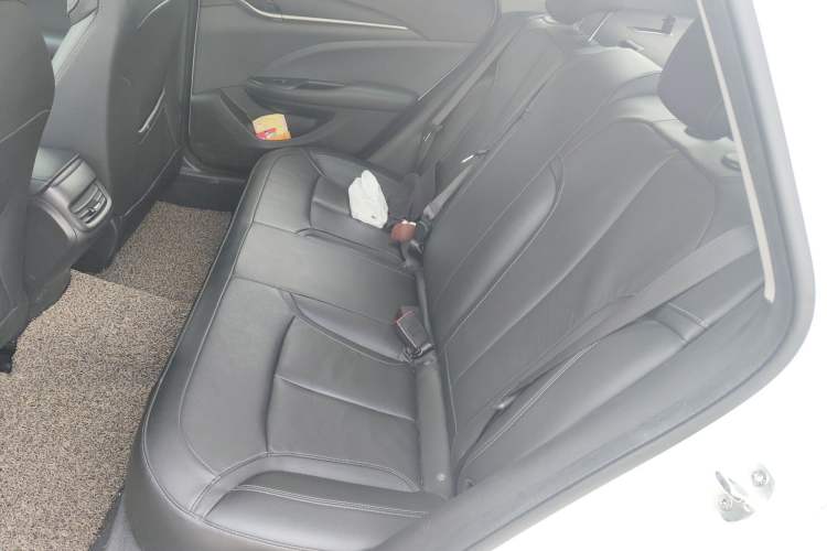 Used Buick GT 2019 18T Automatic Connected Elite Model China VI Standard Left Rear Seat