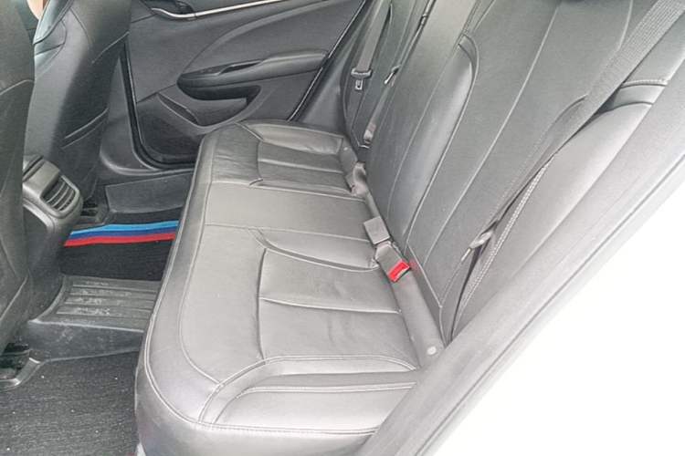 Used Buick GT 2019 18T Automatic Connected Elite Model China VI Standard Left Rear Seat