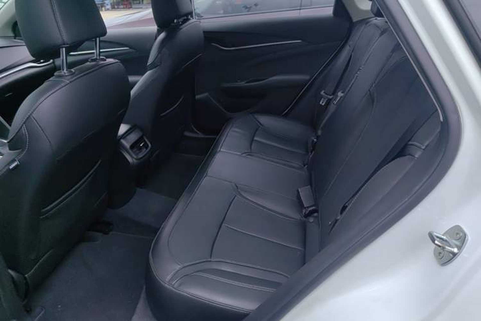 Used Buick GT 2019 18T Automatic Connected Elite Model China VI Standard Left Rear Seat