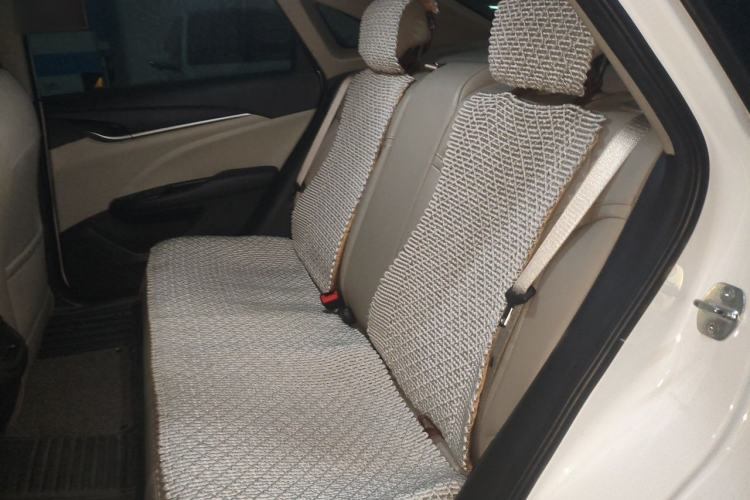 Used Buick GT 2019 15T Dual-Clutch Connected Elite Model China VI Left Rear Seat