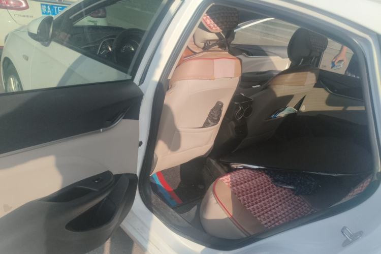 Used Buick GT 2019 15T Dual-Clutch Connected Elite Model China VI Left Rear Seat