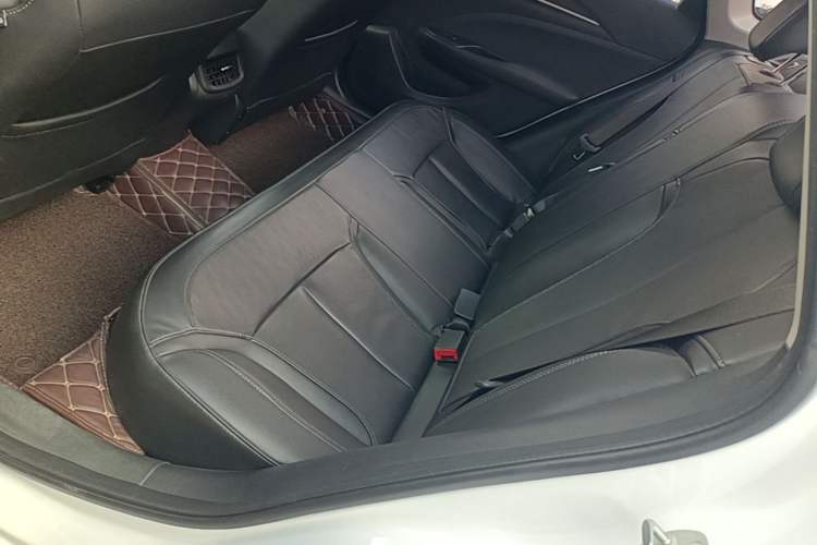 Used Buick GT 2019 18T Automatic Connected Elite Model China VI Standard Left Rear Seat