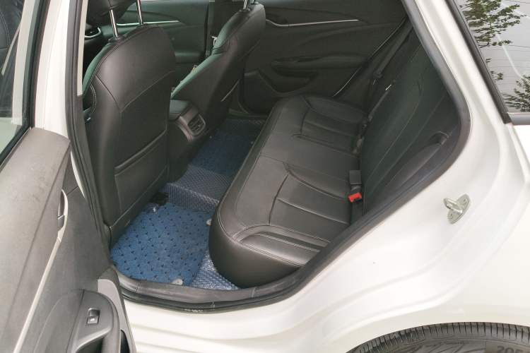 Used Buick GT 2019 18T Automatic Connected Elite Model China VI Standard Left Rear Seat