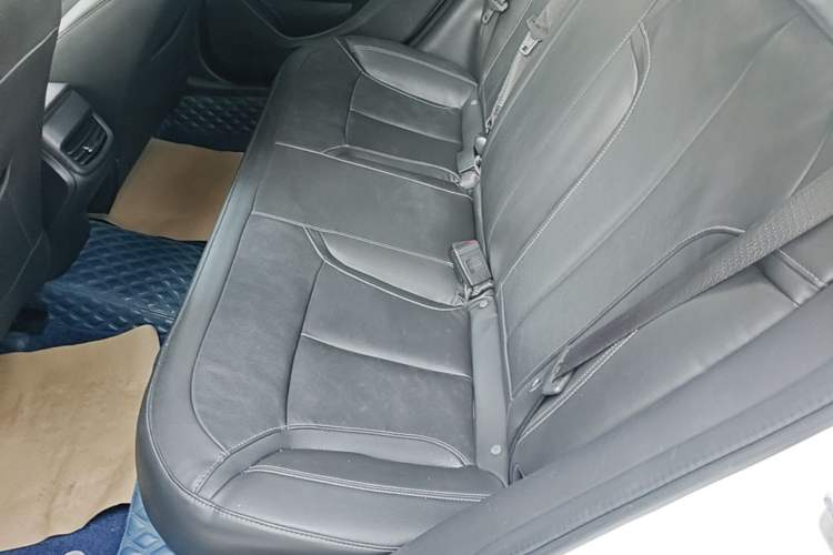 Used Buick GT 2019 18T Automatic Connected Elite Model China VI Standard Left Rear Seat