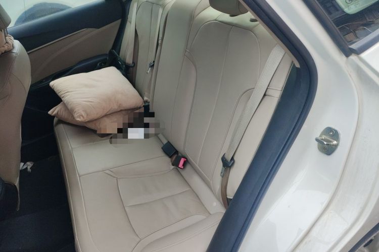 Used Buick GT 2019 15T Dual-Clutch Connected Elite Version China V Standard Left Rear Seat