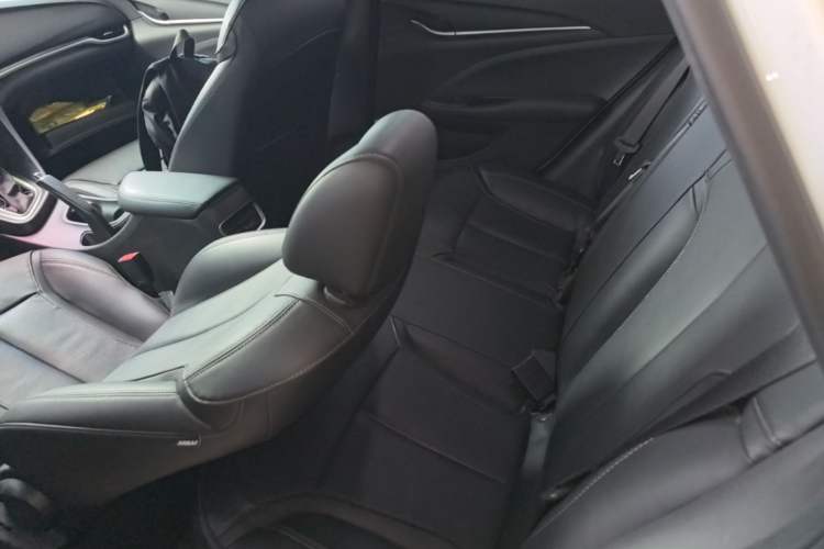 Used Buick GT 2019 18T Automatic Connected Elite Model China VI Standard Left Rear Seat