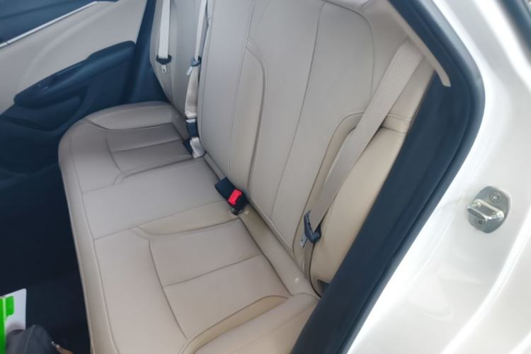 Used Buick GT 2019 15T Dual-Clutch Connected Elite Model China VI Left Rear Seat