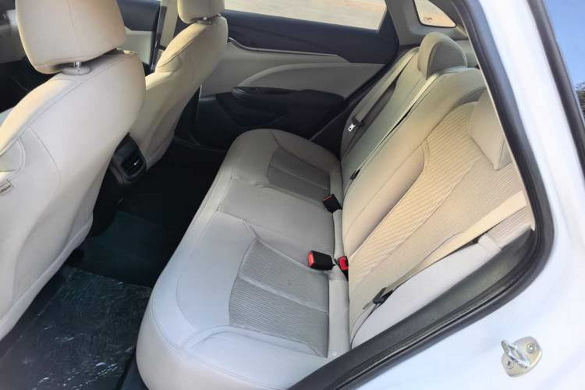 Used Buick GT 2019 15T Dual-Clutch Advanced Version China VI Standard Left Rear Seat