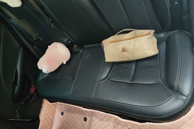Used Buick GT 2019 18T Automatic Connected Elite Model China V Standard Left Rear Seat