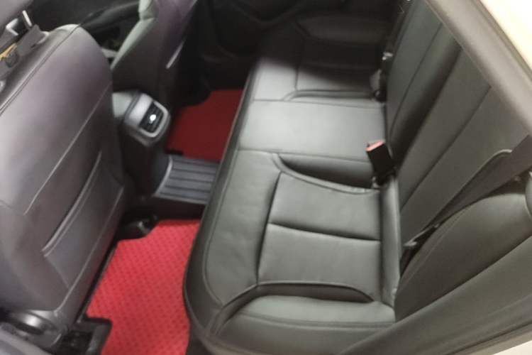 Used Buick GT 2019 18T Automatic Connected Elite Model China VI Standard Left Rear Seat