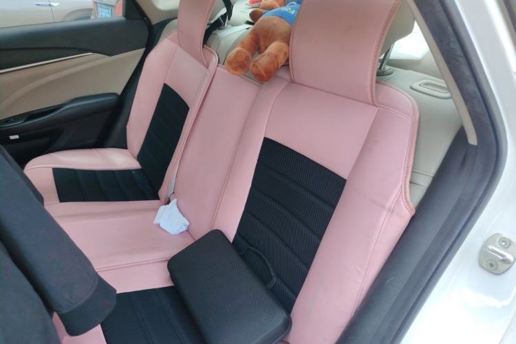 Used Buick GT 2019 15T Dual-Clutch Connected Elite Model China VI Left Rear Seat