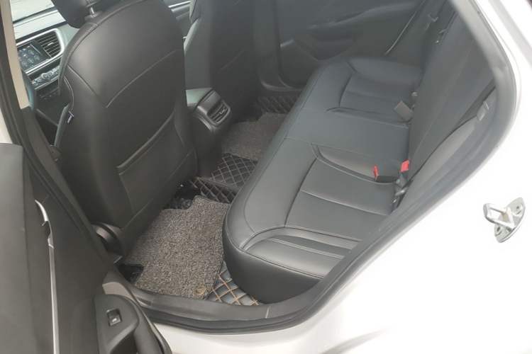 Used Buick GT 2019 18T Automatic Connected Elite Model China VI Standard Left Rear Seat