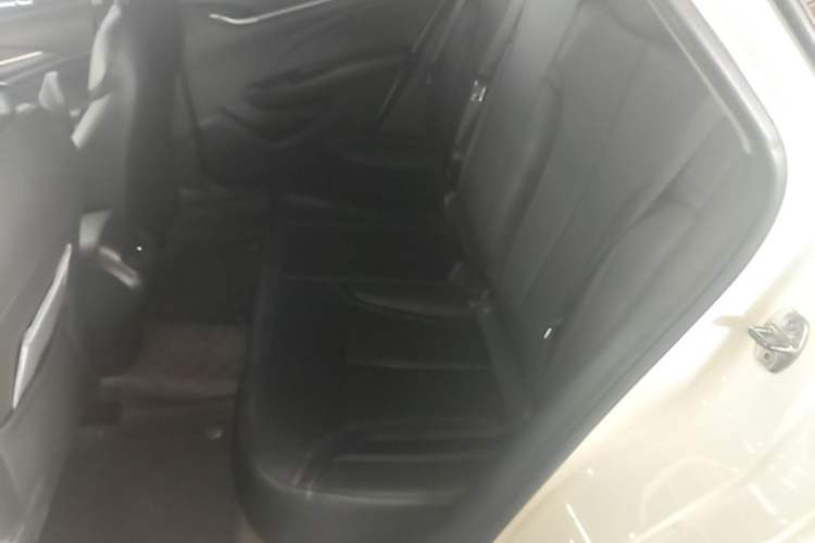 Used Buick GT 2019 18T Automatic Connected Elite Model China V Standard Left Rear Seat