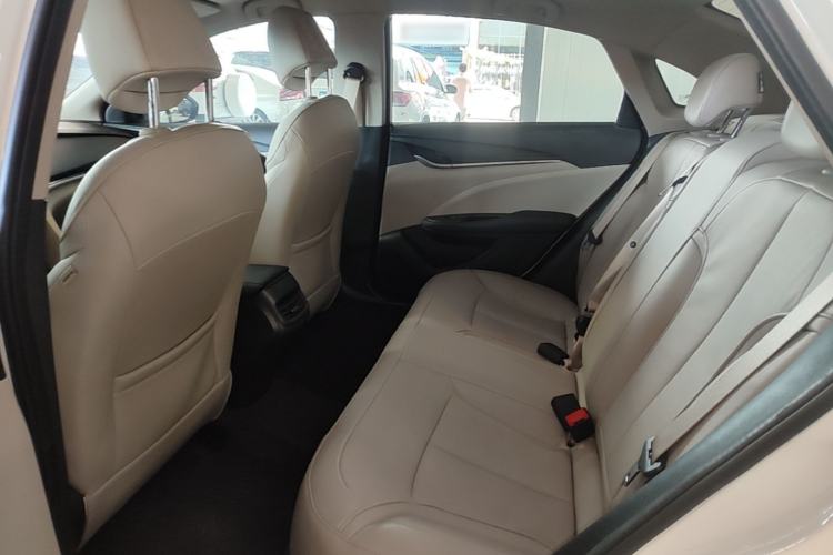 Used Buick GT 2019 15T Dual-Clutch Connected Elite Version China V Standard Left Rear Seat