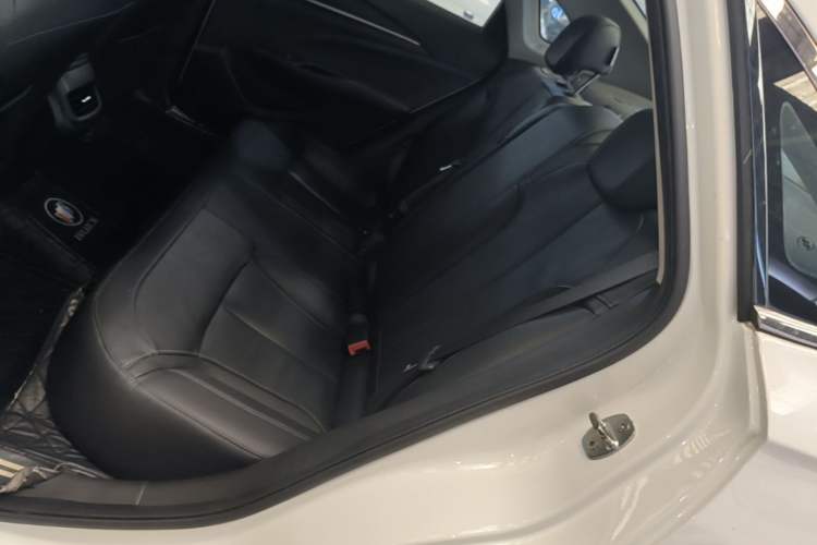 Used Buick GT 2019 18T Automatic Connected Elite Model China VI Standard Left Rear Seat