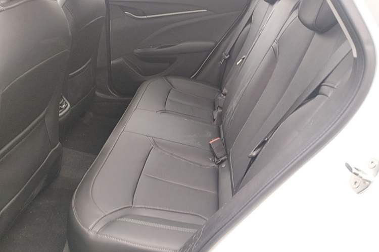 Used Buick GT 2019 18T Automatic Connected Elite Model China VI Standard Left Rear Seat