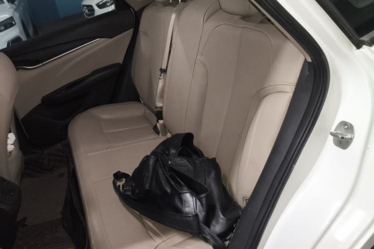 Used Buick GT 2019 15T Dual-Clutch Connected Elite Version China V Standard Left Rear Seat
