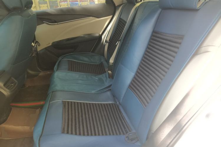 Used Buick GT 2019 15T Dual-Clutch Connected Elite Model China VI Left Rear Seat