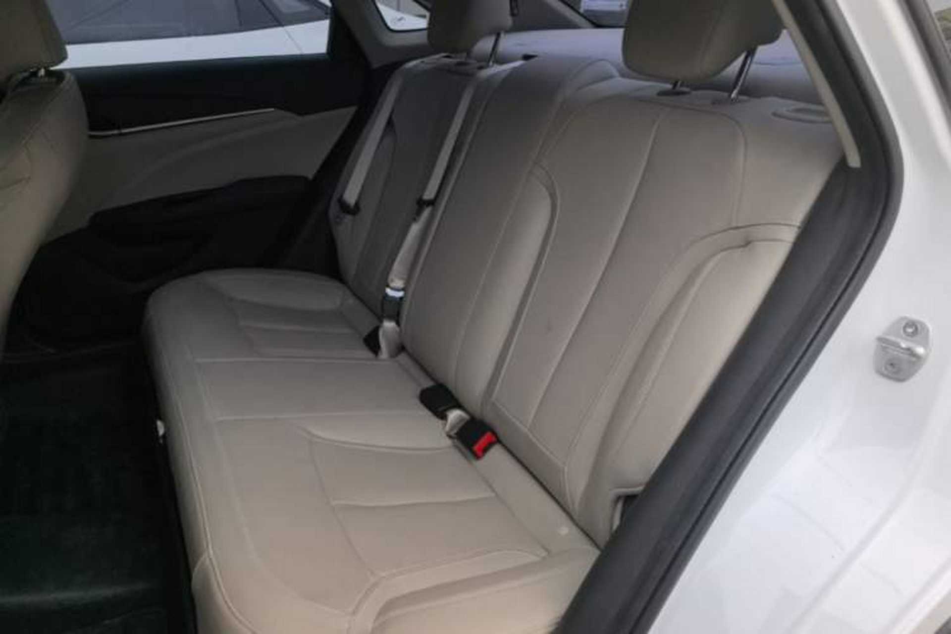 Used Buick GT 2019 15T Dual-Clutch Connected Elite Model China VI Left Rear Seat