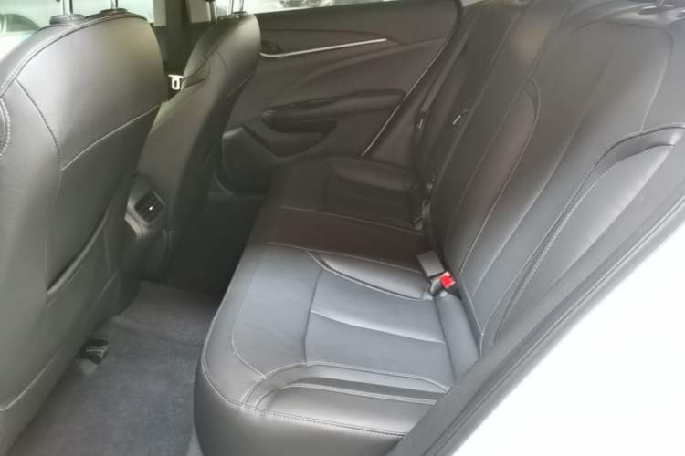 Used Buick GT 2019 18T Automatic Connected Elite Model China VI Standard Left Rear Seat