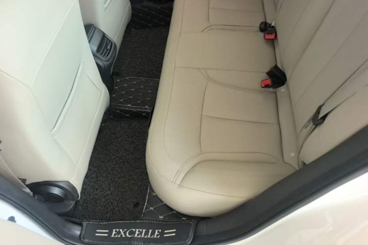 Used Buick GT 2019 15T Manual Elite Version China VI Standard Left Rear Seat