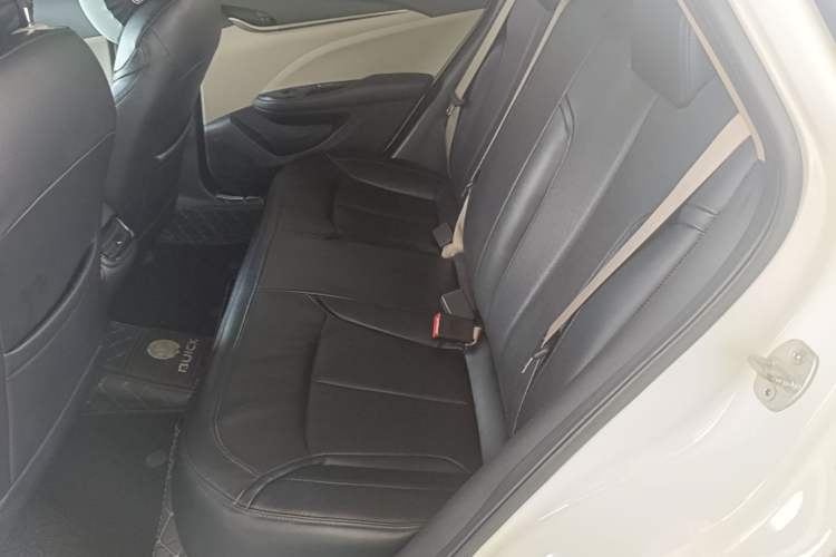 Used Buick GT 2019 15T Dual-Clutch Advanced Version China VI Standard Left Rear Seat