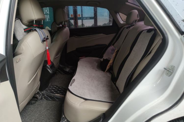 Used Buick GT 2019 15T Dual-Clutch Connected Elite Model China VI Left Rear Seat