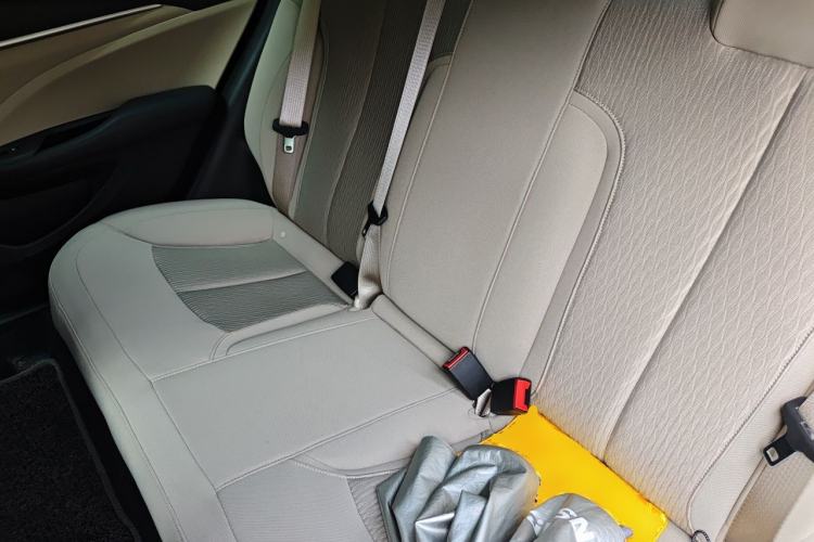 Used Buick GT 2019 15T Dual-Clutch Advanced Version China VI Standard Left Rear Seat
