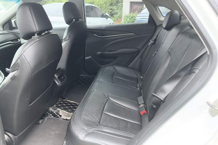 Used Buick GT 2019 18T Automatic Connected Elite Model China VI Standard Left Rear Seat