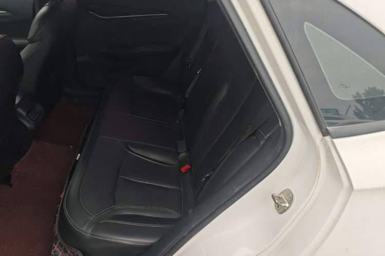 Used Buick GT 2019 18T Automatic Connected Elite Model China VI Standard Left Rear Seat