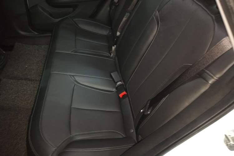 Used Buick GT 2019 18T Automatic Connected Elite Model China VI Standard Left Rear Seat