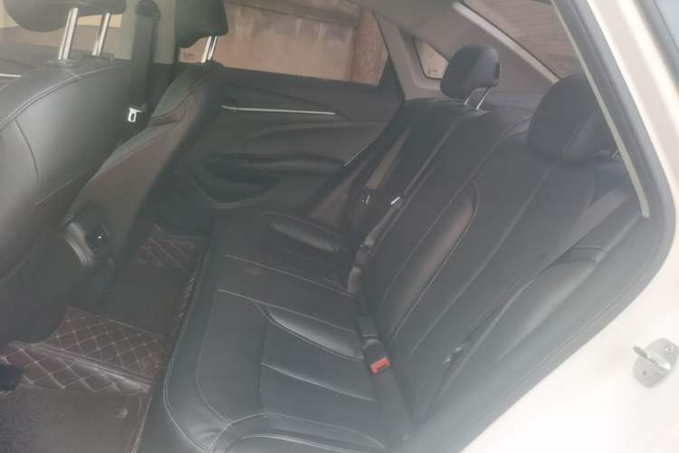 Used Buick GT 2019 18T Automatic Connected Elite Model China VI Standard Left Rear Seat