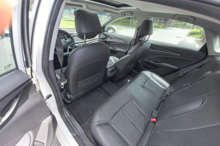 Used Buick GT 2019 18T Automatic Connected Elite Model China VI Standard Left Rear Seat